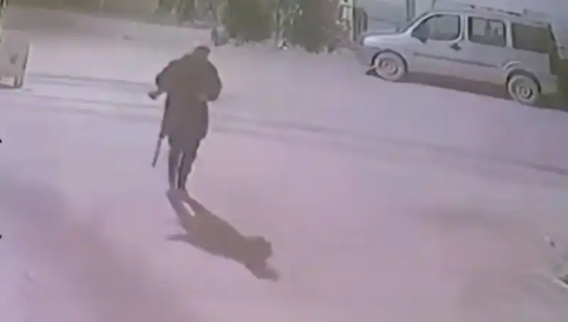 Mertcan Cinayetinde Şok Gelişme: Zanlı Av Tüfeğiyle Kameralara Yansıdı