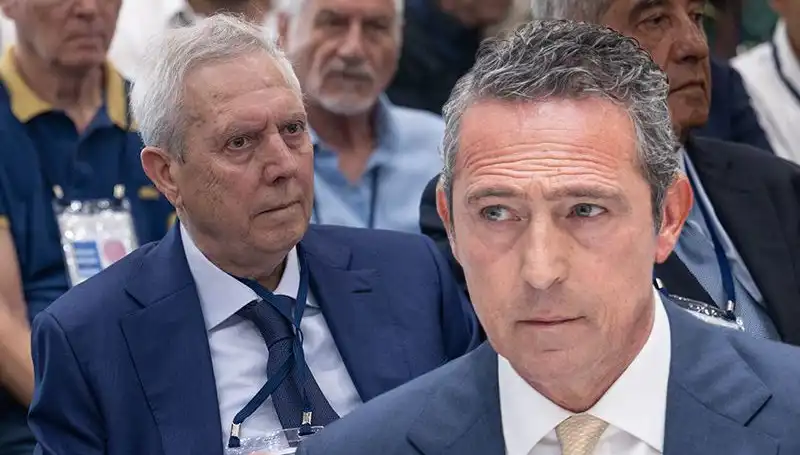Fenerbahçe Divan Kurulu'nda Şok Gelişme: Aziz Yıldırım'dan Adaylık Açıklaması