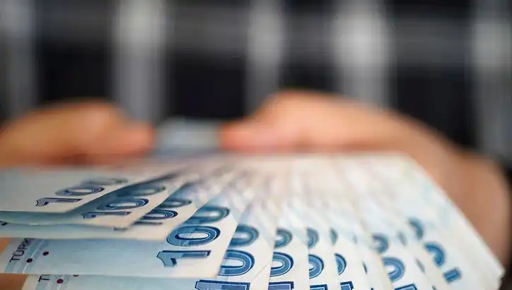 Emekli Promosyon Kampanyaları: Bankalar 2025'te Ne Kadar Ödeme Yapıyor?