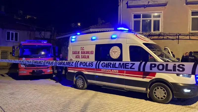 Yaşlı Adamın Evinin Korkunç Yangınında Hayatını Kaybetmesi Şok Yarattı