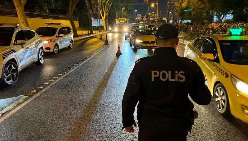 Huzur İstanbul Denetimleri: 5 Bin 800 Kişi Gözaltına Alındı, Suç Oranı Düşürüldü