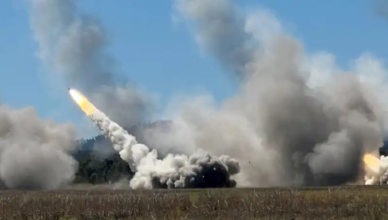 Avustralya'da Tarihi An: HIMARS İlk Defa Askeri Tatbikatta Kullanıldı